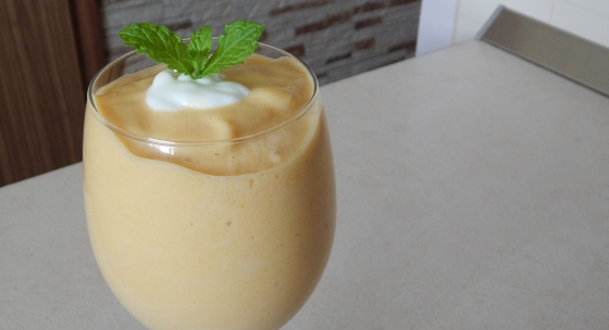 recept-mangovo-bananove-smoothy