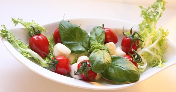 osem-veci-ktore-nicia-vas-zdravy-salat