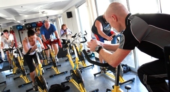 pat-dovodov-preco-by-ste-mali-zacat-chodit-na-spinning