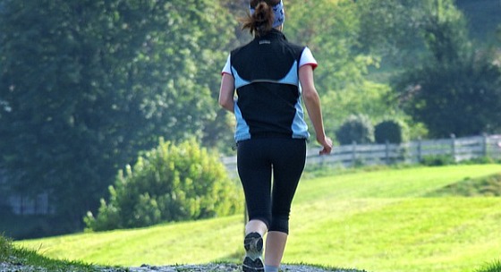 vyuzite-kopec-na-skvely-hiit-trening